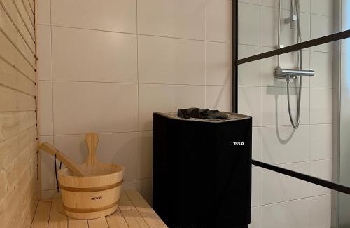 Salen Apartment | Lindvallen Ski Resort Pool and Padel - Sauna - 7 Guests