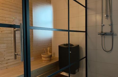 Salen Apartment | Lindvallen Ski Resort Pool and Padel - Sauna - 7 Guests