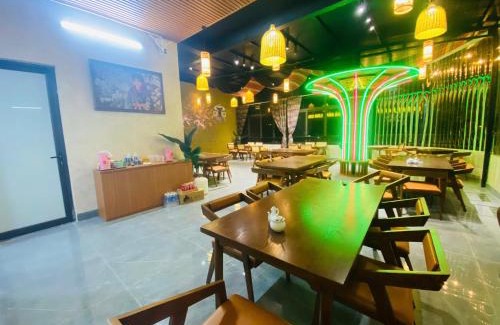 Dong Van Hotel | Linh Chi Hotel