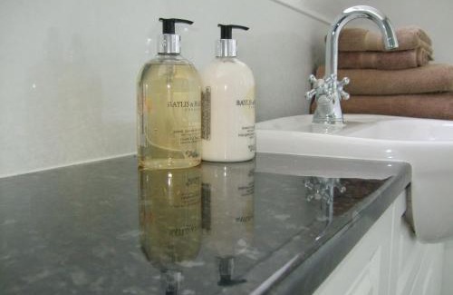 Lossiemouth Bed & Breakfast | Links Lodge
