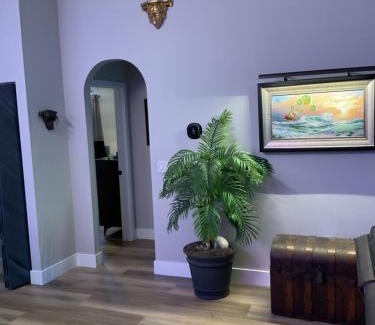 Trailer Estates House | Lions Den. private room in shared home