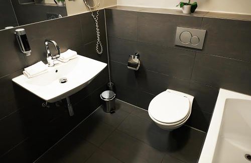 Krefeld Apartment | LiRo Apartments Jägerstrasse Krefeld