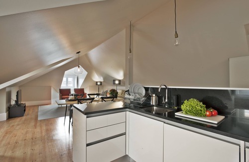 Misericordia Apartment | Lisbon Five Stars Apartments - Bica 246