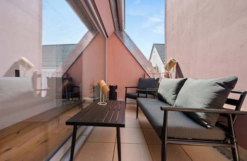 Gruenstadt Apartment | LiT Living: Luxury - Box Spring - Grünstadt - Parking