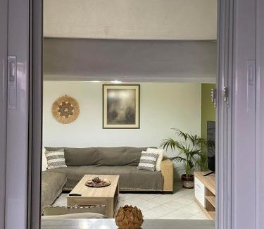 Spata-Artemida Apartment | Lithos House