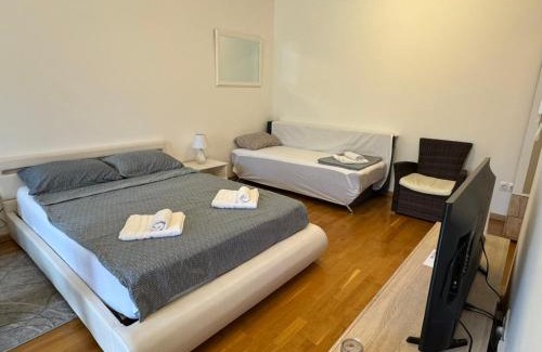 Mostar Apartment | Little bee