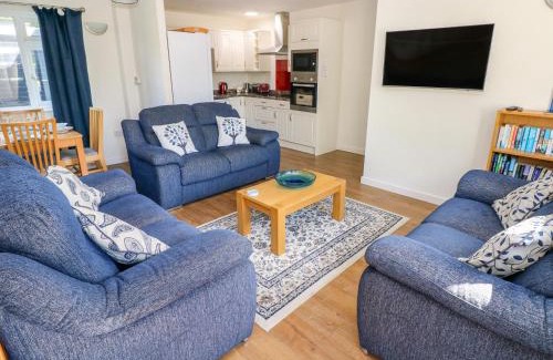Carew Newton House | Little Freestone