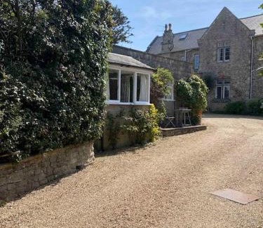 Seaview House | Little holiday cottage in Seaview, minutes walk to beach