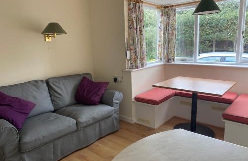 Seaview House | Little holiday cottage in Seaview, minutes walk to beach