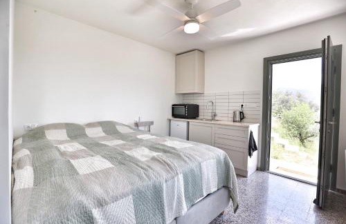 Volos Apartment | Little house in the olive grove