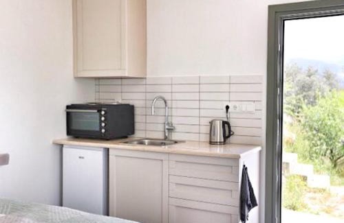 Volos Apartment | Little house in the olive grove