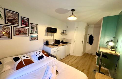 Gorge de Loup Apartment | Little Italy - Studio fourvière - quais de saône Lyon 9