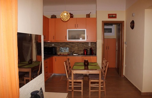 Moschato-Tavros Apartment | Little Paradise in Athens
