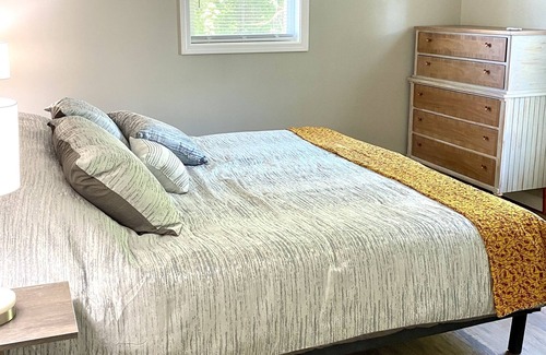 Greeneville House | Little Pet Friendly House