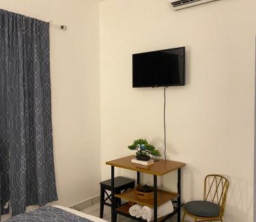 La Caleta Apartment | Little Room Airport By Merengue House