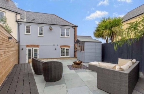 Charlestown House | Little Sea View - House with gated beach access