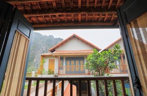 Hoa Lu House | ✩Little Tam Coc homestay w nature style House build with indochine concepts,