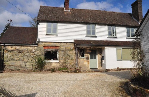Wadhurst Bed & Breakfast | Little Tidebrook Farm