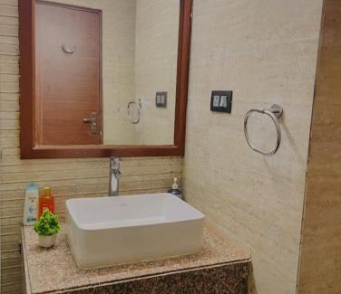 Bullawala Apartment | Liv box hotel