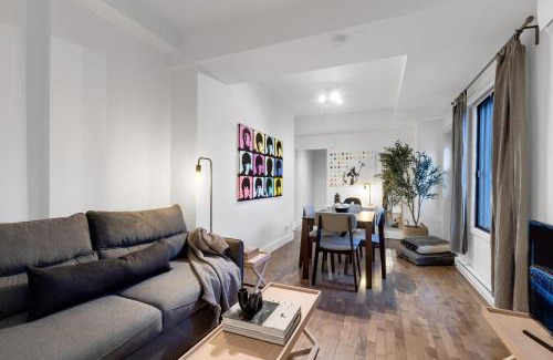 Plateau Mont Royal Apartment | LiV MTL Soho