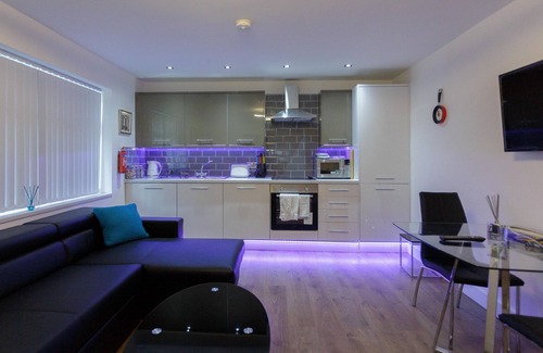 Leeds Apartment | Live in Leeds Greenhill Bungalows