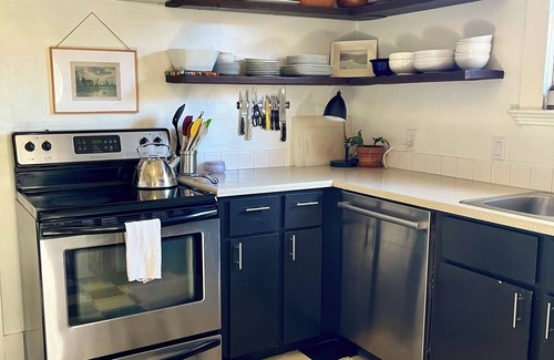 Alberta Arts District House | Live & Work in our historic Alberta Arts home.