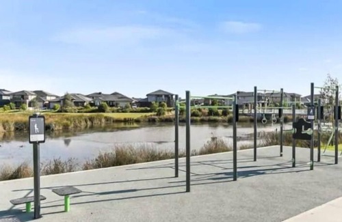 Clyde North House | Lively Living in Clyde North