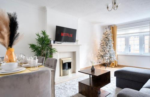 Liverpool House | LIVERPOOL HOME with FREE PARKING