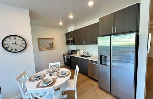 Point Loma Heights Apartment | Lives like a hotel but with full kitchen, laundry, parking, patio, pet friendly