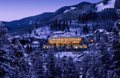 Beaver Creek Apartment | Living Space with Access to Hot Tub, Pool & Gym
