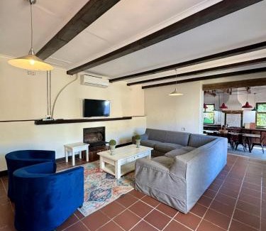 Malagas House | Living The Breede : Spanish House