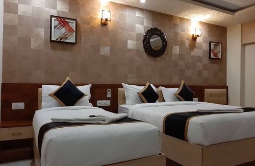 Periamet Hotel | Liza Regency
