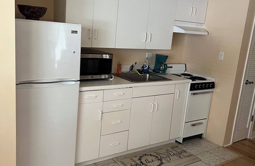 Troutman Apartment | LKN WATERFRONT studio in wonderful Mooresville NC all inclusive