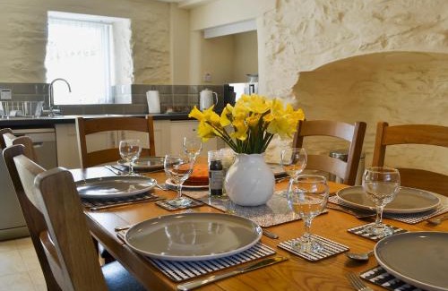 Amlwch House | Llain Gam