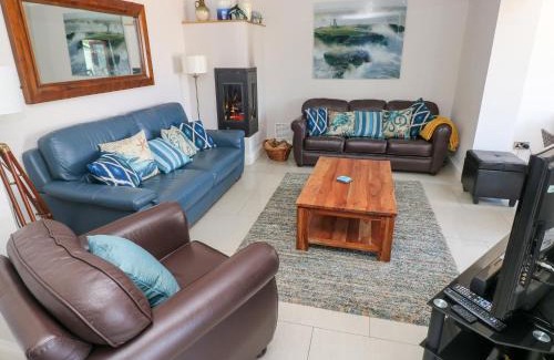 Trefin House | Llain Gwynfor