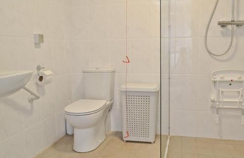 Whitland House | Llanlliwe Cottage