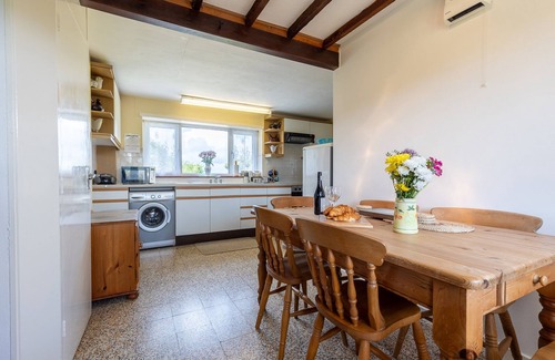 Trefin Cottage | Llanwg, Holiday Cottage Trefin, Sleeps 5, 3 bedrooms, bathrooms