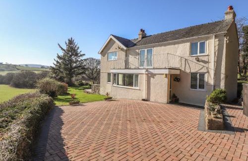Rhyd-y-foel House | Llecha