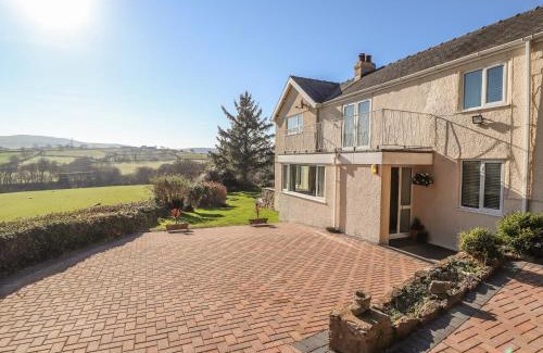 Rhyd-y-foel House | Llecha