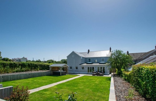 Gorslas Cottage | Llety Celyn - The Hollies