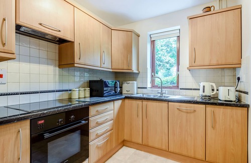 Dolgellau Cottage | LLETY NEST, country holiday cottage, with a garden in Brithdir