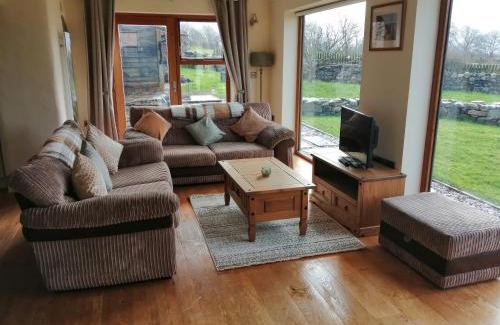 Llandwrog House | Llofft Yr Yd