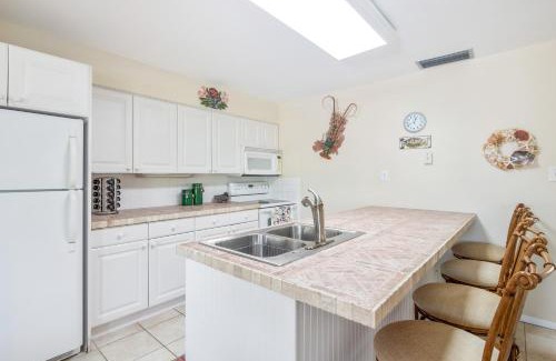Marathon House | Lobster Lodge and Manatee Manor