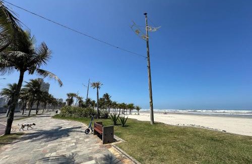 Mirim House | Localização Perfeita na Mirim! 100m da Praia!