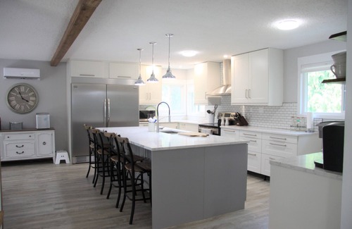 Swansea Point House | Located directly across from the BEACH, Fire Pit, Fully Fenced Private Yard