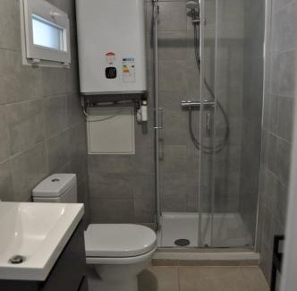 La Ferte-sous-Jouarre House | Location d appartements EasyLodges à La Ferté-sous-Jouarre proche gare Séjour tout confort
