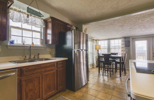 Surfside Beach House | LOCATION LOCATION LOCATION - Beach, Bay, Trails, Fishing, Crabbing, Biking, walk