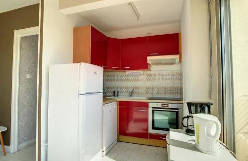 Carnon-Plage Apartment | Location saisonnière - F3 - 8 pers - 1ère ligne - Garage - Animaux acceptés - FR-1-715-3