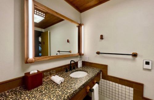 Marconi Hotel | Lodge At Marconi