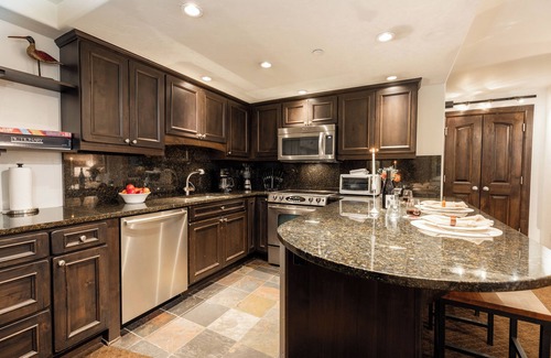 Vail Resort | Lodge at Vail Condominiums